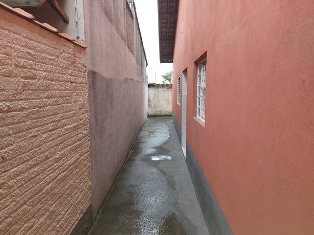 Casa para Venda em São José dos Campos - 5