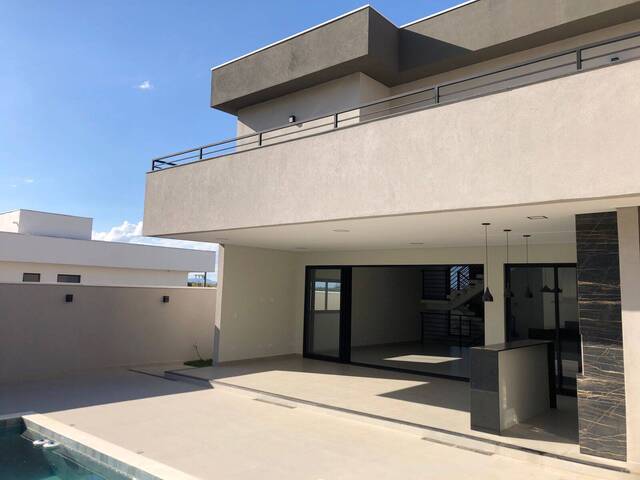 Casa para Venda em São José dos Campos - 3