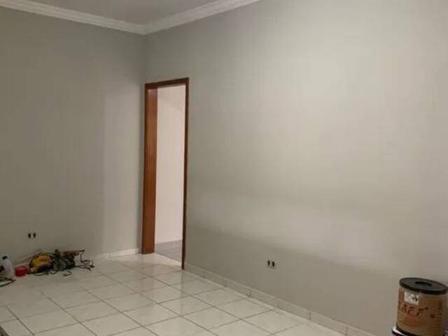 Casa para Venda em São José dos Campos - 4